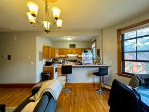 95 E Brookline St, Unit 3 in Boston, MA - Building Photo - Building Photo