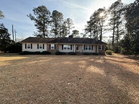 159 Dodd-McLamb Rd in Four Oaks, NC - Building Photo