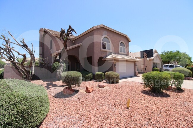 property at 4604 E Prickly Pear Trail
