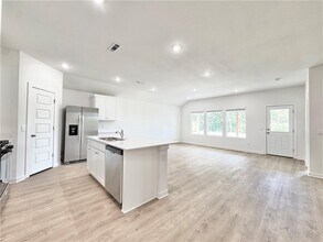 376 Texas Ave in Farmington, AR - Building Photo - Building Photo