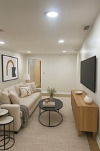 4253 N Sawyer Ave, Unit Garden in Chicago, IL - Building Photo - Building Photo
