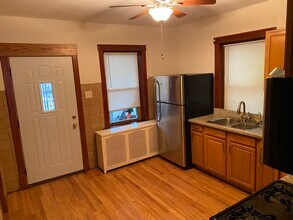5312 W Wrightwood Ave, Unit 1st floor in Chicago, IL - Building Photo - Building Photo