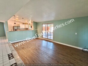 3310 W Calle Toronja in Tucson, AZ - Building Photo - Building Photo