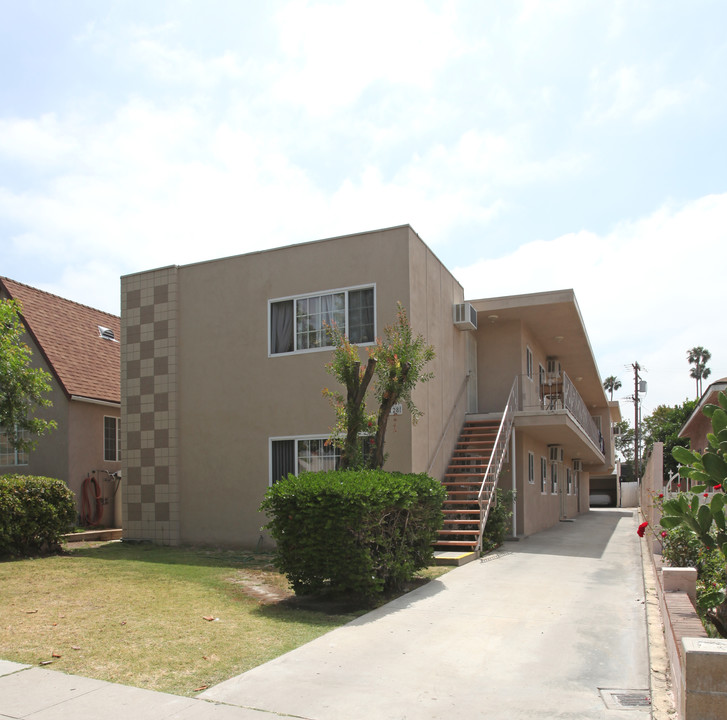 Derian Apartments in Glendale, CA - Foto de edificio