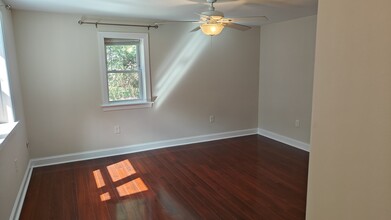 590 Township Line Rd, Unit 1 in Blue Bell, PA - Foto de edificio - Building Photo