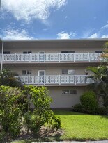 2770 Garden Dr S in Lake Worth Beach, FL - Building Photo