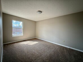 1106 Richmond Green Dr-Unit -#2 in Richmond, KY - Building Photo - Building Photo