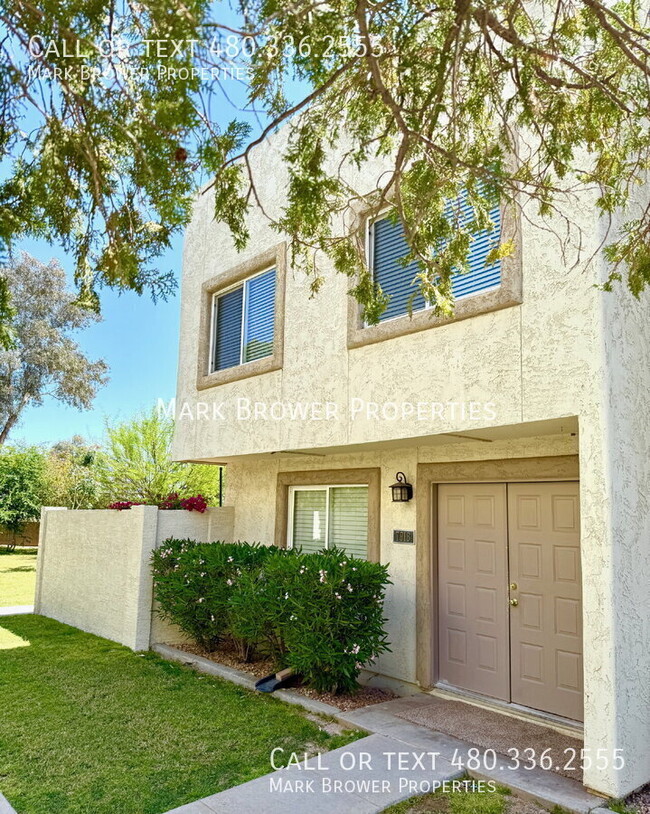 7918 E Keim Dr in Scottsdale, AZ - Foto de edificio - Building Photo