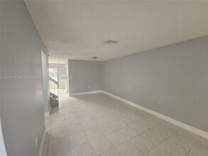 5914 SW 133rd Pl in Miami, FL - Building Photo - Building Photo