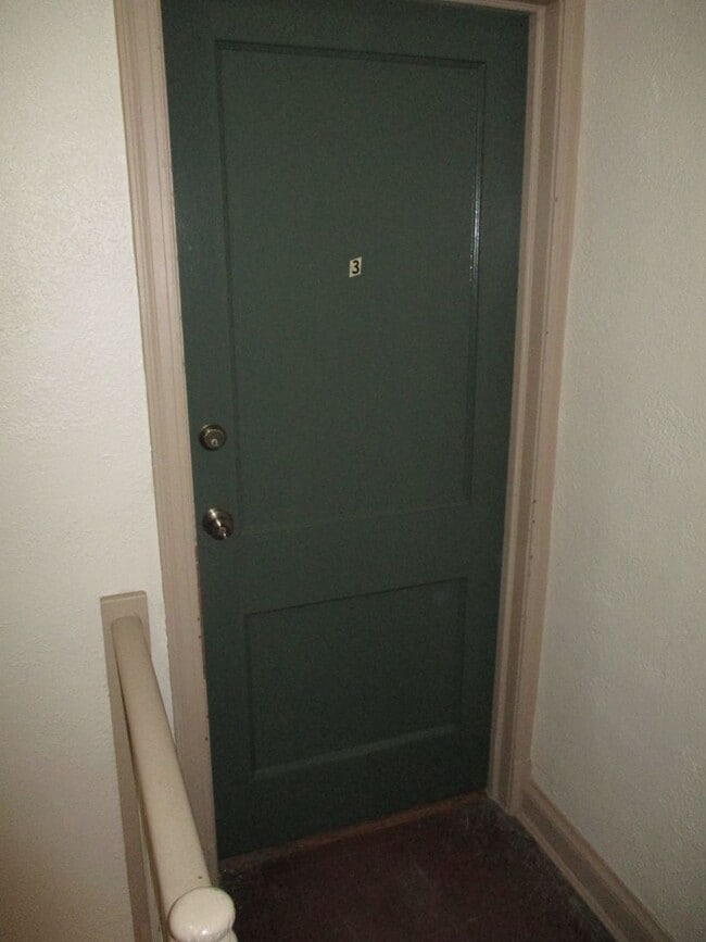 2221 40th St NW in Washington, DC - Building Photo - Building Photo