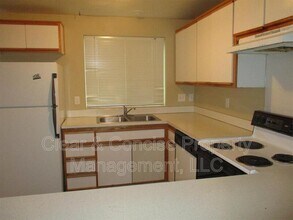 1246 N Park Ave in Eugene, OR - Building Photo - Building Photo