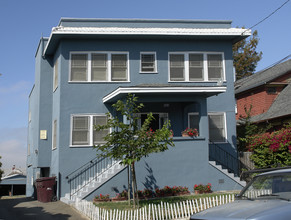 1131 Bella Vista Ave in Oakland, CA - Building Photo - Building Photo