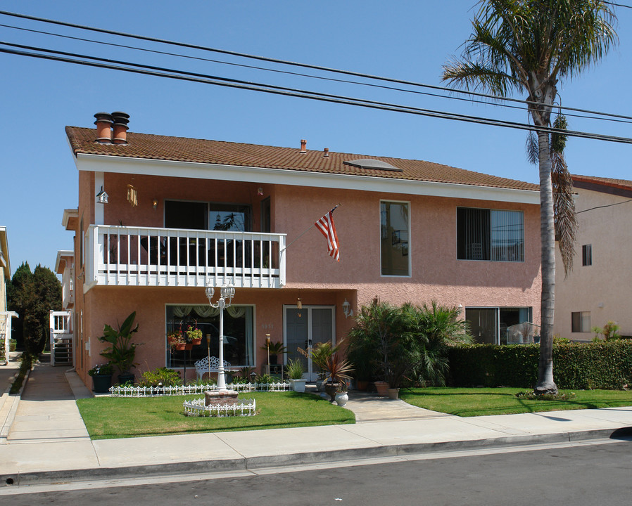 5051 Dunbar Ave in Huntington Beach, CA - Building Photo