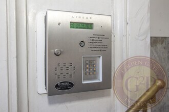 2211 California St in San Francisco, CA - Building Photo - Building Photo