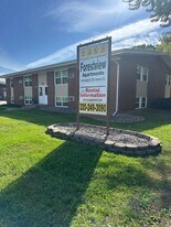 1524 15th Ave SE in St. Cloud, MN - Building Photo