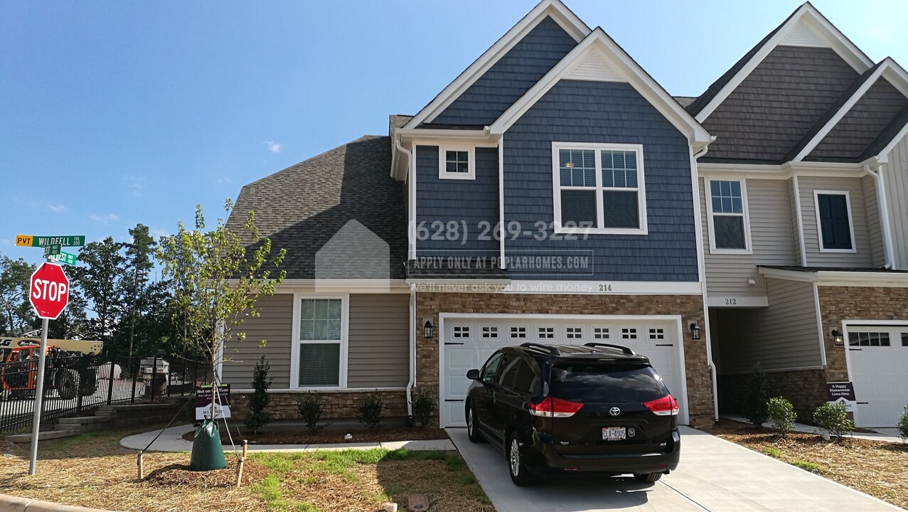 214 Wildfell Trl in Cary, NC - Building Photo