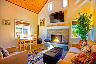 6750 Draper Ave in La Jolla, CA - Building Photo - Building Photo