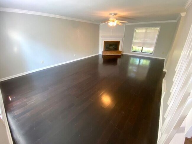 7790 Hawkcrest Dr in Memphis, TN - Building Photo - Building Photo