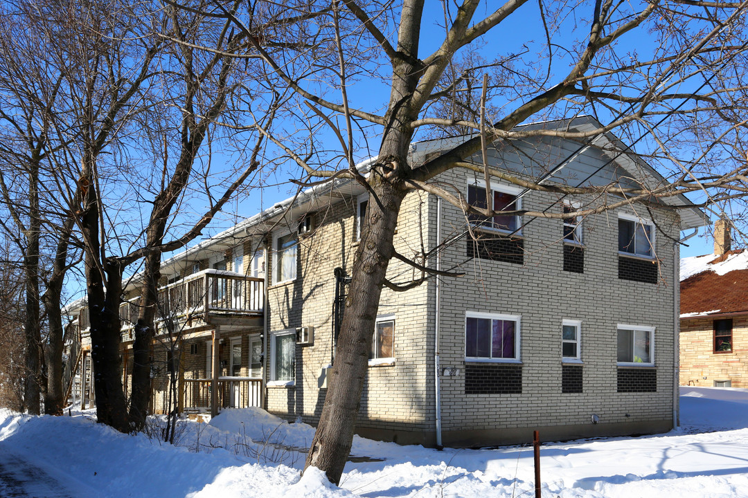 780 Main St in Antioch, IL - Building Photo