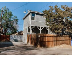 514 N Harris St, Unit 514 in Hanford, CA - Building Photo