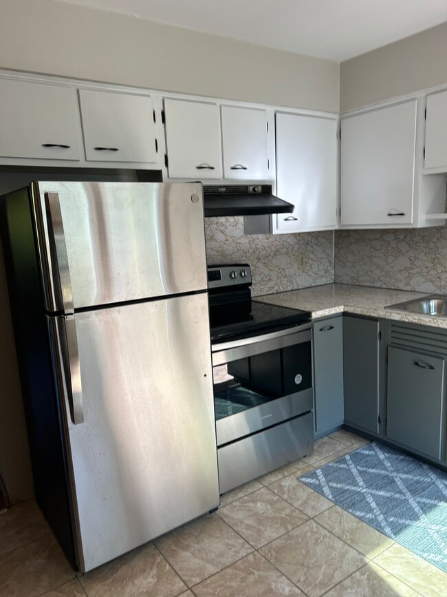 52 Gadsen Ct
