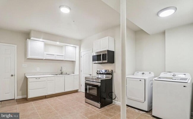 6005 Armaan Dr in Glenn Dale, MD - Building Photo - Building Photo