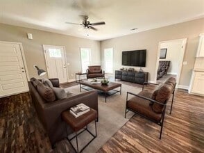 207 Silverthorn Dr in Brooklet, GA - Building Photo - Building Photo