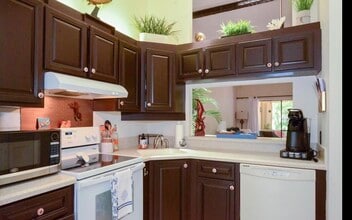 1484 SW Silver Pine Way in Palm City, FL - Building Photo - Building Photo