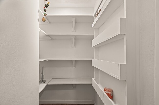 property at 8726 Glenloch Dr