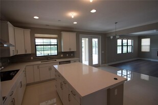 7445 NW 109th Way in Parkland, FL - Foto de edificio - Building Photo