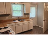 701 S 40th St photo'