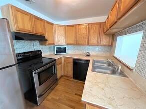 1502 Jefferson Ave in Miami Beach, FL - Foto de edificio - Building Photo