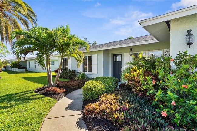 913 64th St W in Bradenton, FL - Building Photo - Building Photo