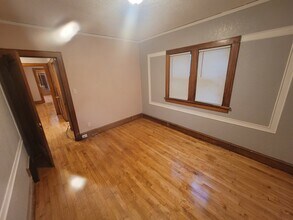 2634 N 24th St, Unit Lower in Milwaukee, WI - Building Photo - Building Photo