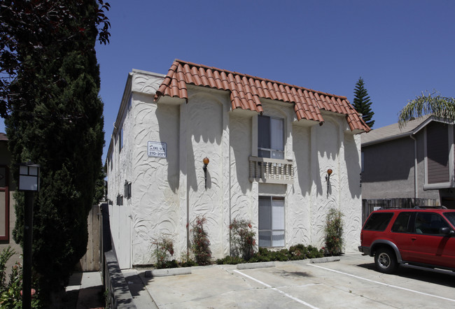 4152 Utah St in San Diego, CA - Foto de edificio - Building Photo