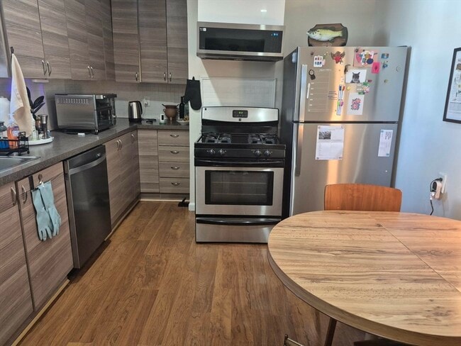 property at 4499-4501-4501 Washington St