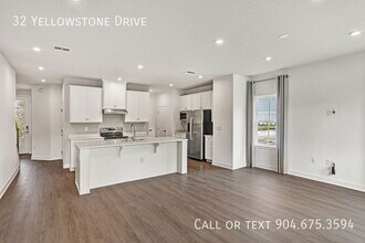 32 Yellowstone Dr in St. Augustine, FL - Building Photo - Building Photo