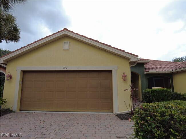 9351 Aegean Cir in Lehigh Acres, FL - Building Photo - Building Photo
