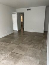 11575 NW 42nd St in Coral Springs, FL - Building Photo - Building Photo