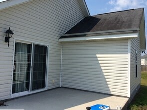 107 Two Putt Ct in New Bern, NC - Building Photo - Building Photo