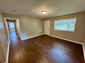 4119 Springdale Rd in Mobile, AL - Building Photo - Building Photo