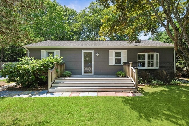 property at 4 East End Ave