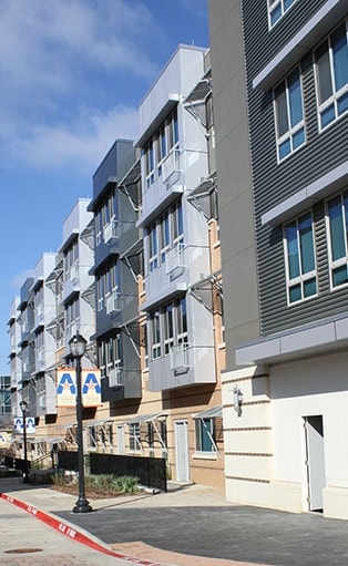 The Lofts at College Park in Arlington, TX - Foto de edificio - Building Photo