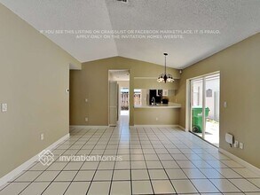 22316 SW 99th Pl in Cutler Bay, FL - Foto de edificio - Building Photo