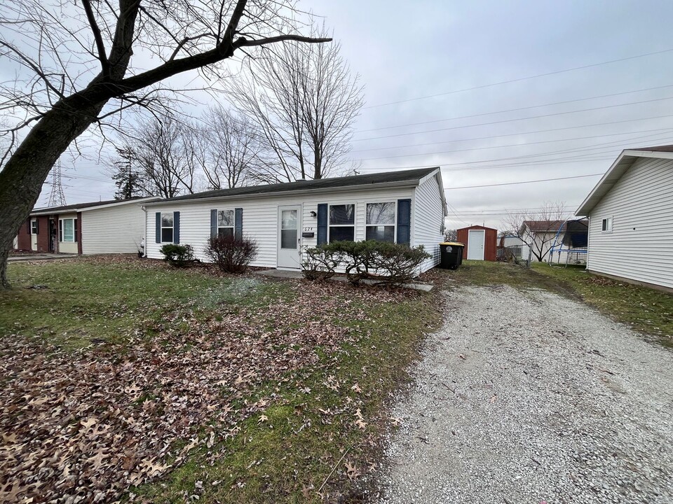 624 Kimberton Dr in Fort Wayne, IN - Building Photo