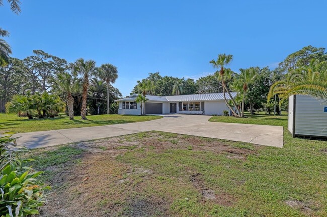property at 4972 S Kay St