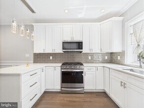 2003 S 8th St in Philadelphia, PA - Building Photo - Building Photo