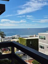224 35th St, Unit Apt B in Manhattan Beach, CA - Building Photo