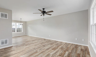 207 S Loudoun St in Strasburg, VA - Building Photo - Building Photo