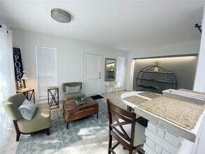 1801 Huldy St in Houston, TX - Building Photo - Building Photo